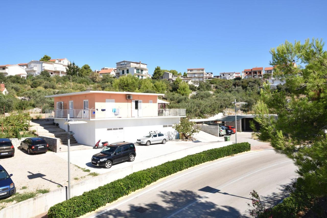 Apartments Zmika Primosten Exterior photo